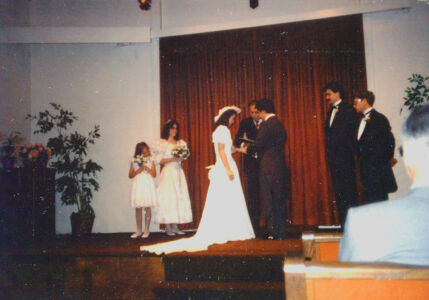 3-Ceremony, exchanging rings